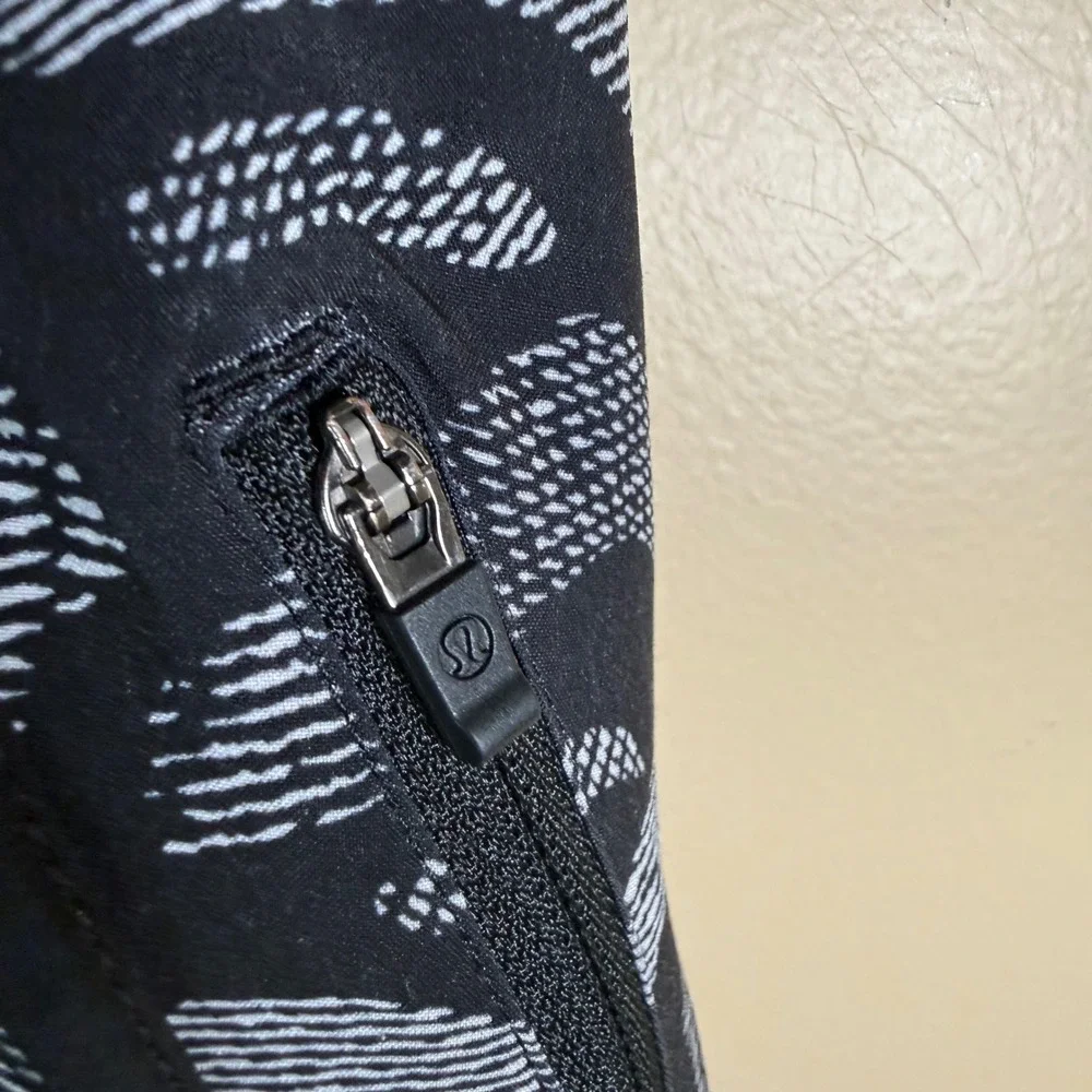 lululemon athletica lululemon tracker
